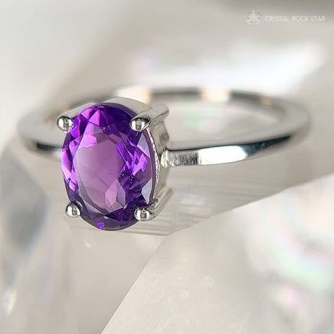 Amethyst Oval Sterling Silver Ring - Size 6