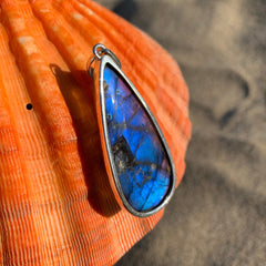 Electric Blue Labradorite Teardrop Silver Pendant