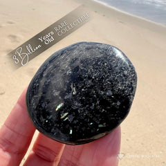 Greenland Nuummite Palm Stone, Rare Blue Flash