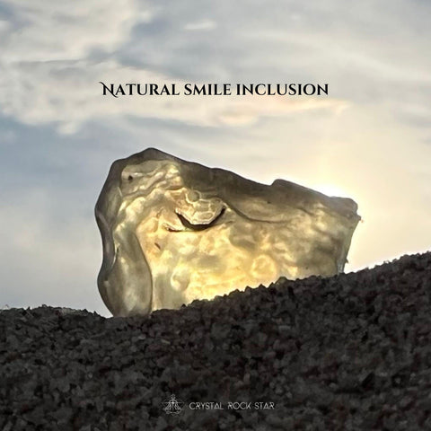Rare Smiling Libyan Desert Glass Tektite 1"