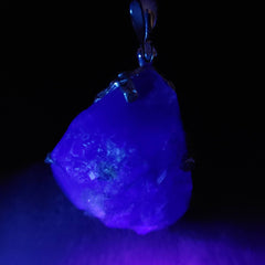 Fluorite Fluorescent Blue UV Glow Pendant