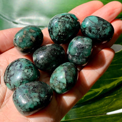 Genuine Emerald Tumbled Stone 1"