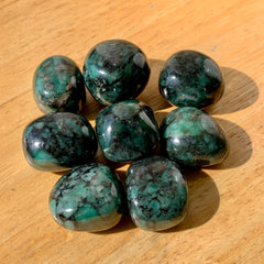 Genuine Emerald Tumbled Stone 1"