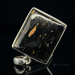 Flashy Greenland Nuummite Silver Pendant