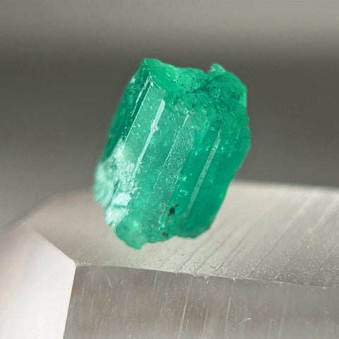 Colombian Emerald Raw Specimen 13mm 12cts