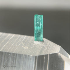Raw Emerald Colombia Crystal 9.9mm 1 ct