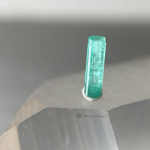 Raw Emerald Colombia Crystal 9.9mm 1 ct